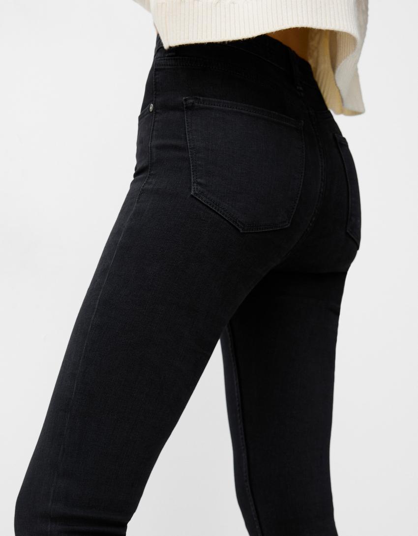 HIGH-WAIST SKINNY JEANS