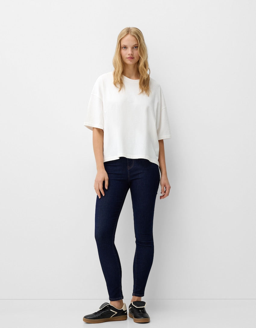 HIGH-WAIST SKINNY JEANS
