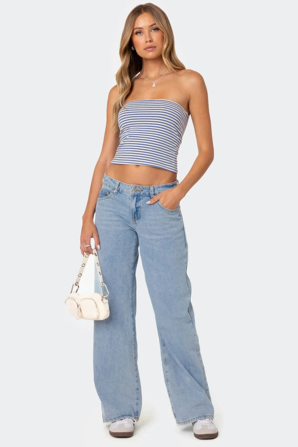 LOW-WAIST JEANS