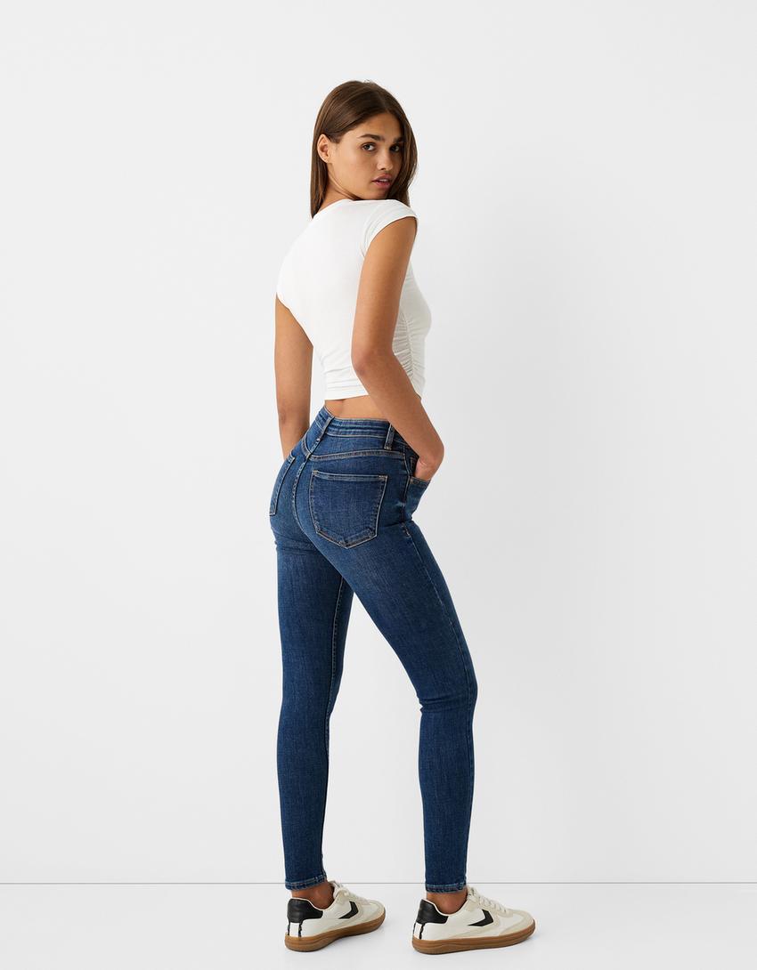 HIGH-WAIST SKINNY JEANS