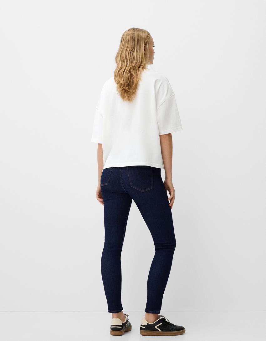 HIGH-WAIST SKINNY JEANS