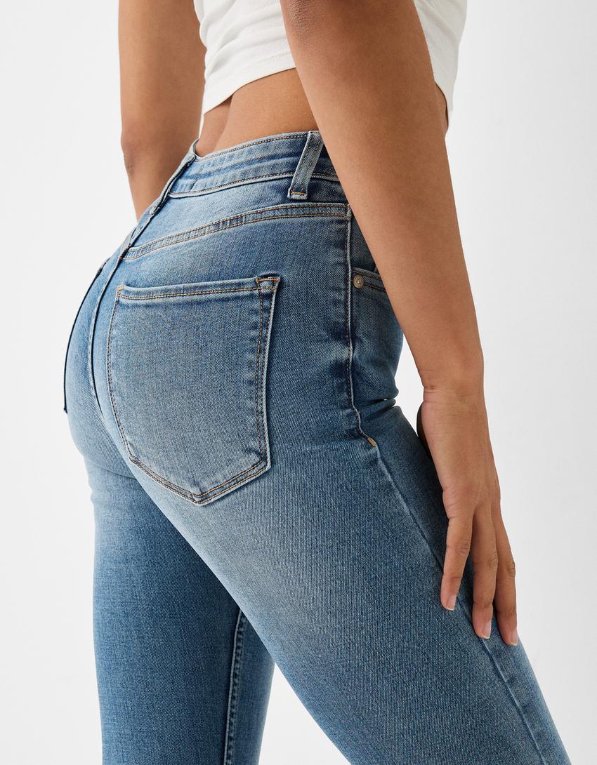 HIGH-WAIST SKINNY JEANS