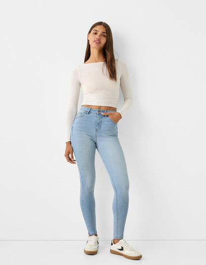 HIGH-WAIST SKINNY JEANS