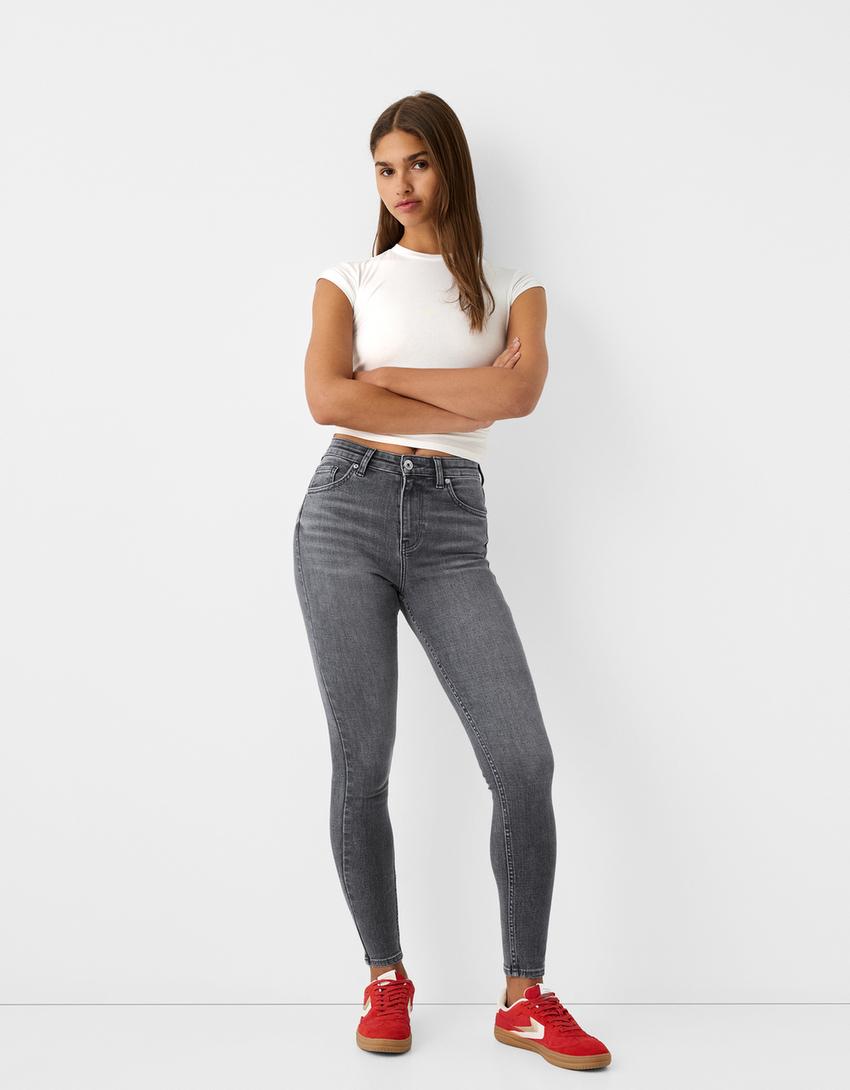 HIGH-WAIST SKINNY JEANS