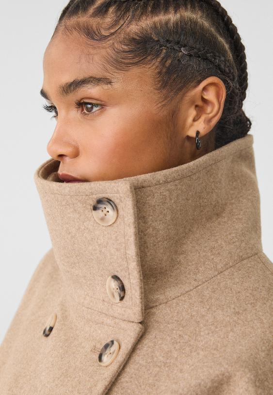 HIGH-TOP TRENCH